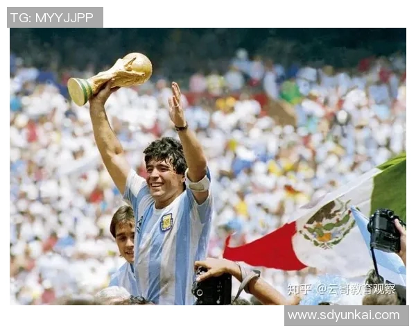 昔日辉煌今成遗憾足球明星退役背后的故事与反思 昔日辉煌今成遗憾足球明星退役背后的故事与反思