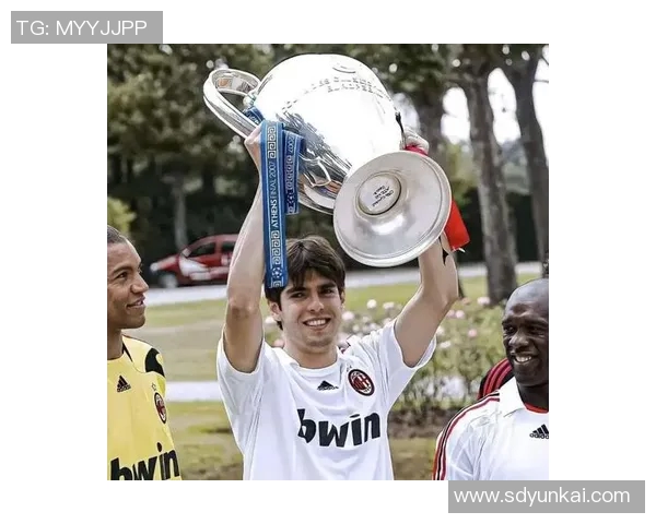 九五后足球明星颜值与实力并存的时代新宠们 九五后足球明星颜值与实力并存的时代新宠们