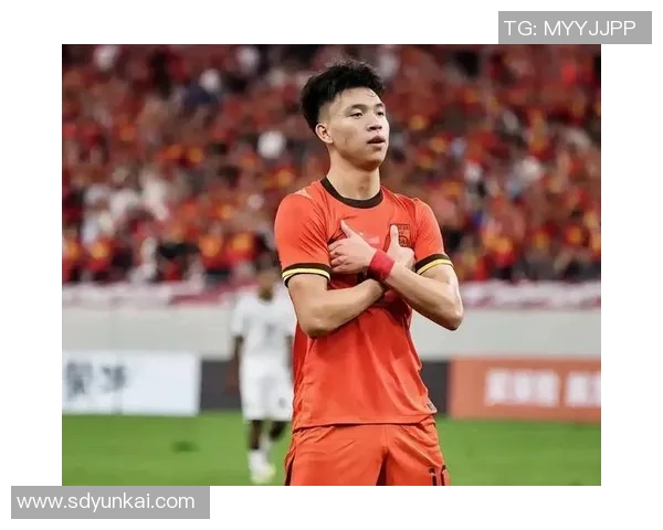 失去左腿的足球明星如何在逆境中重拾梦想与荣耀 失去左腿的足球明星如何在逆境中重拾梦想与荣耀