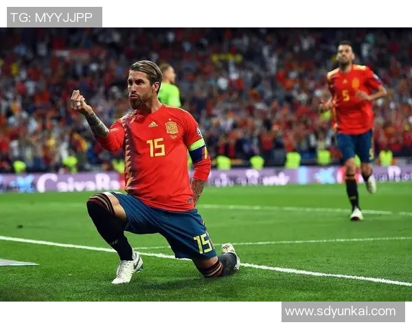 足球明星拉莫斯的精彩瞬间与职业生涯回顾照片集锦